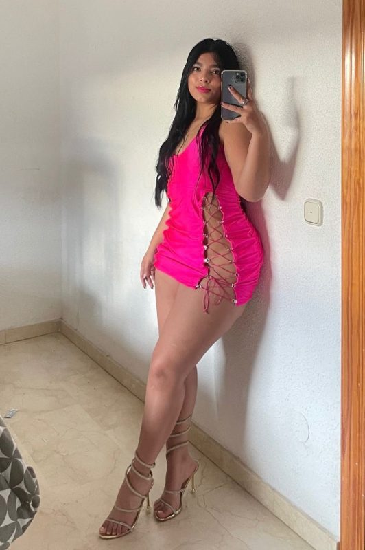 sara putas colombianas