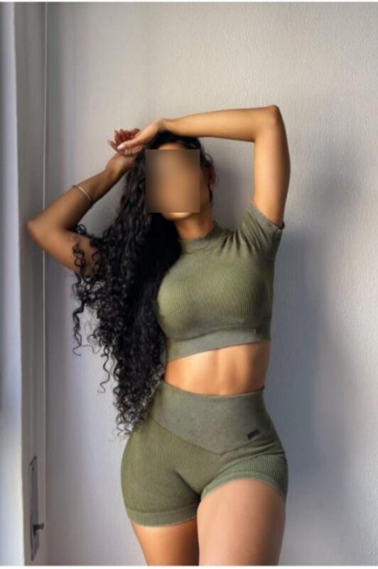 638953569 acompañante en eixample