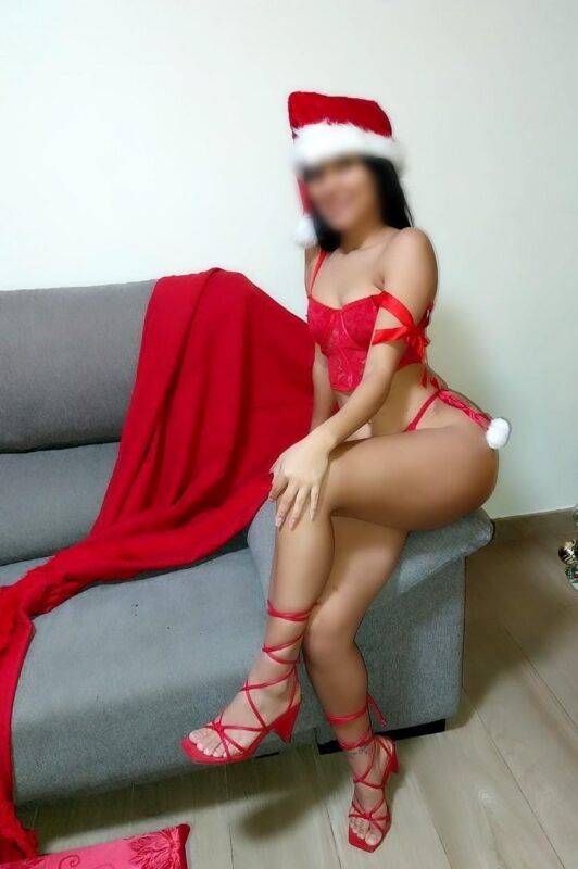 ambiente navideño en casa de esta puta de Madrid centro