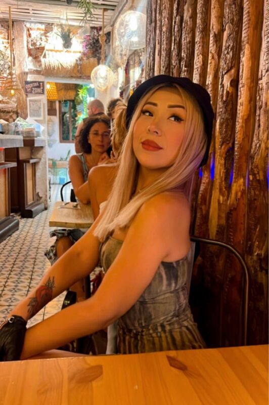 666808974 chica japonesa en arganzuela