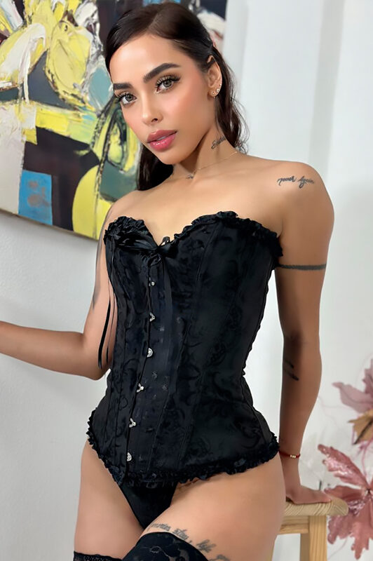 escort latina morena 617 543 603 victoria cerca de sagrada familia