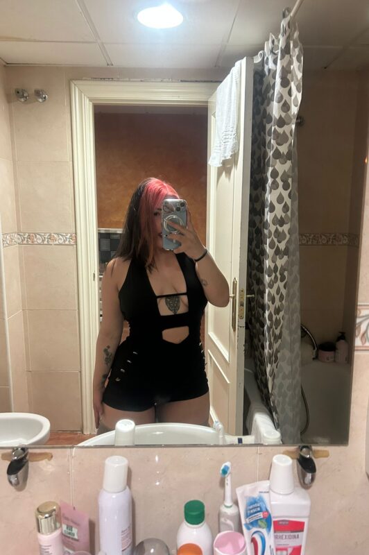 643320877 duo de chicas granada