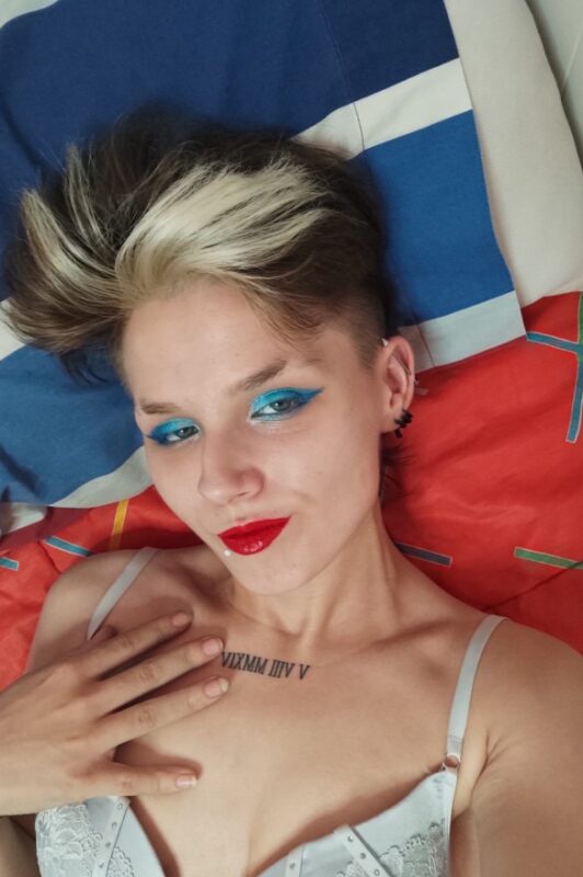 1749742736 6079037862