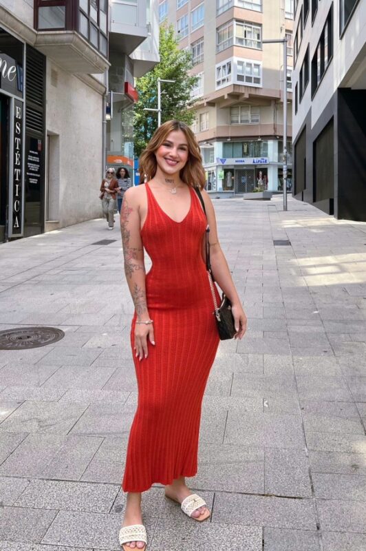 Explora la sensualidad de jovencita colombiana de loquo erotico en Bilbao