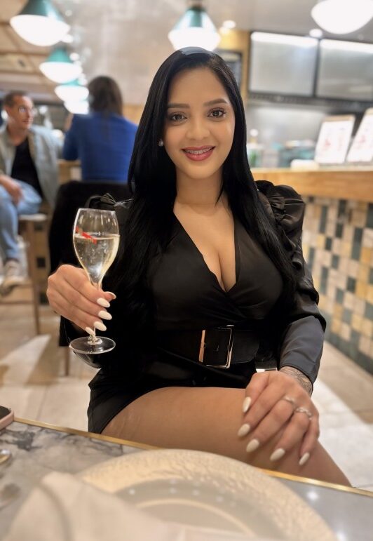 1724948051 12394165923