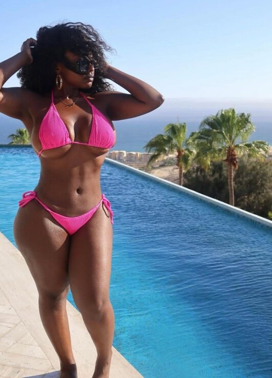 CHANEL 632029008, CHICA ARDIENTE Y JUGUETONA CON GANAS DE TI