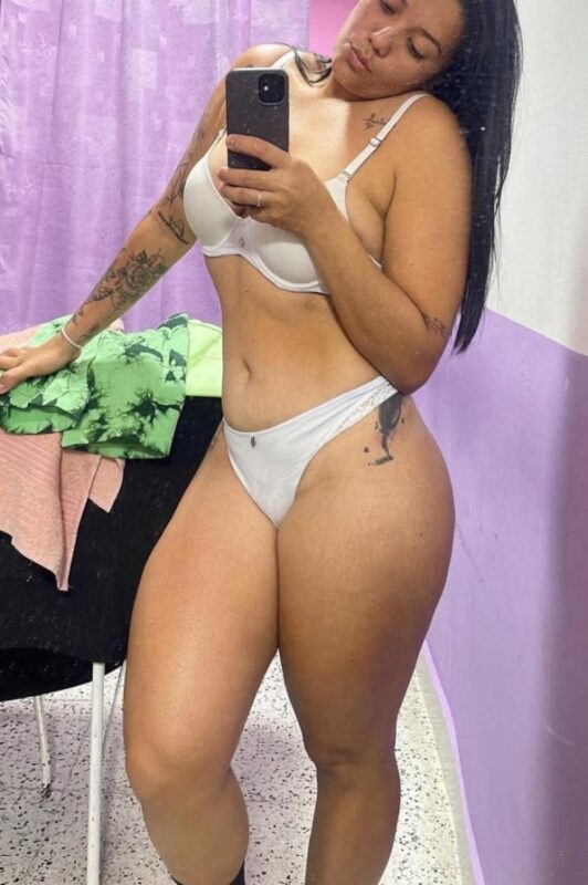 AMANDA · 671 866 562 · EXPERIENCIAS PRIVADAS ONLINE · Pasión hecha a tu medida