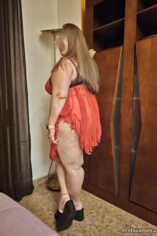 Adriana: Acompañante Rellenita y Madura de Confianza en Olot