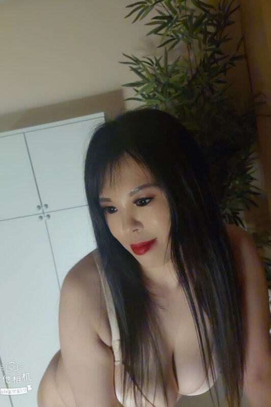 linda2.jpg