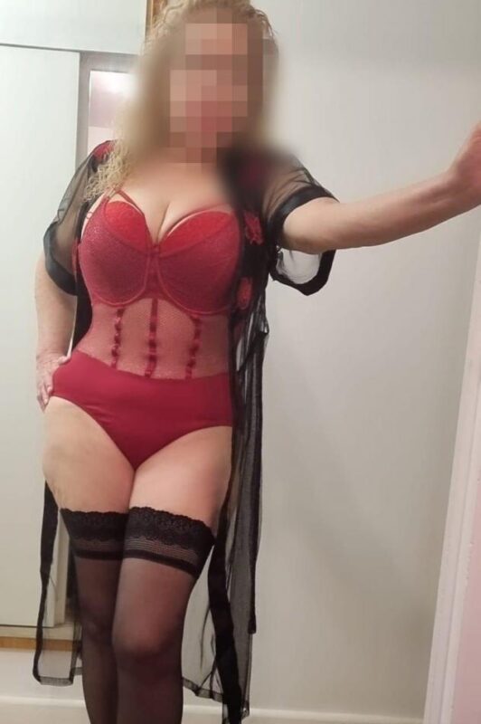 Fruta madura y sabrosa | Maritza, 60 años y cuerpo de 20 | Salidas 24h