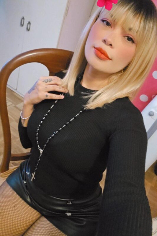 Screenshot 2025 11 15 22 10 58 440 com.miui .gallery 1.jpg