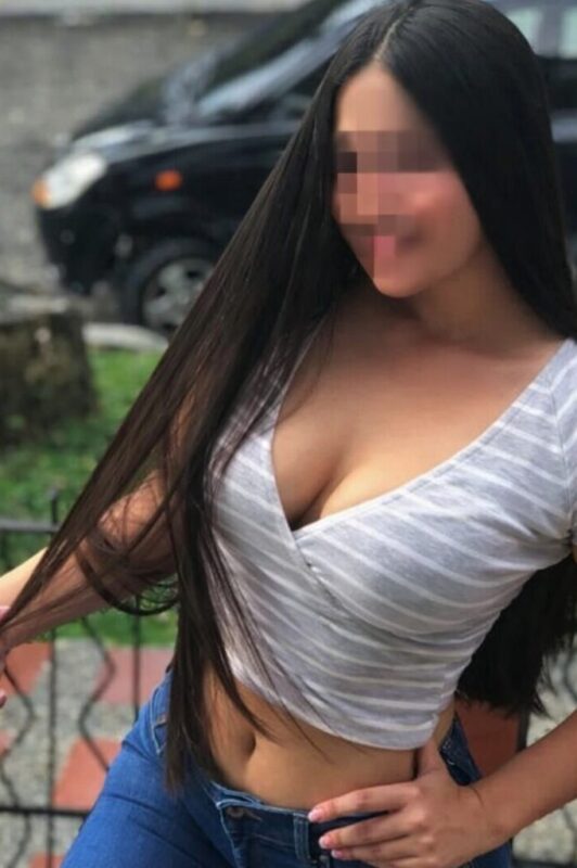 Laura chica colombiana en La Rondilla Valladolid